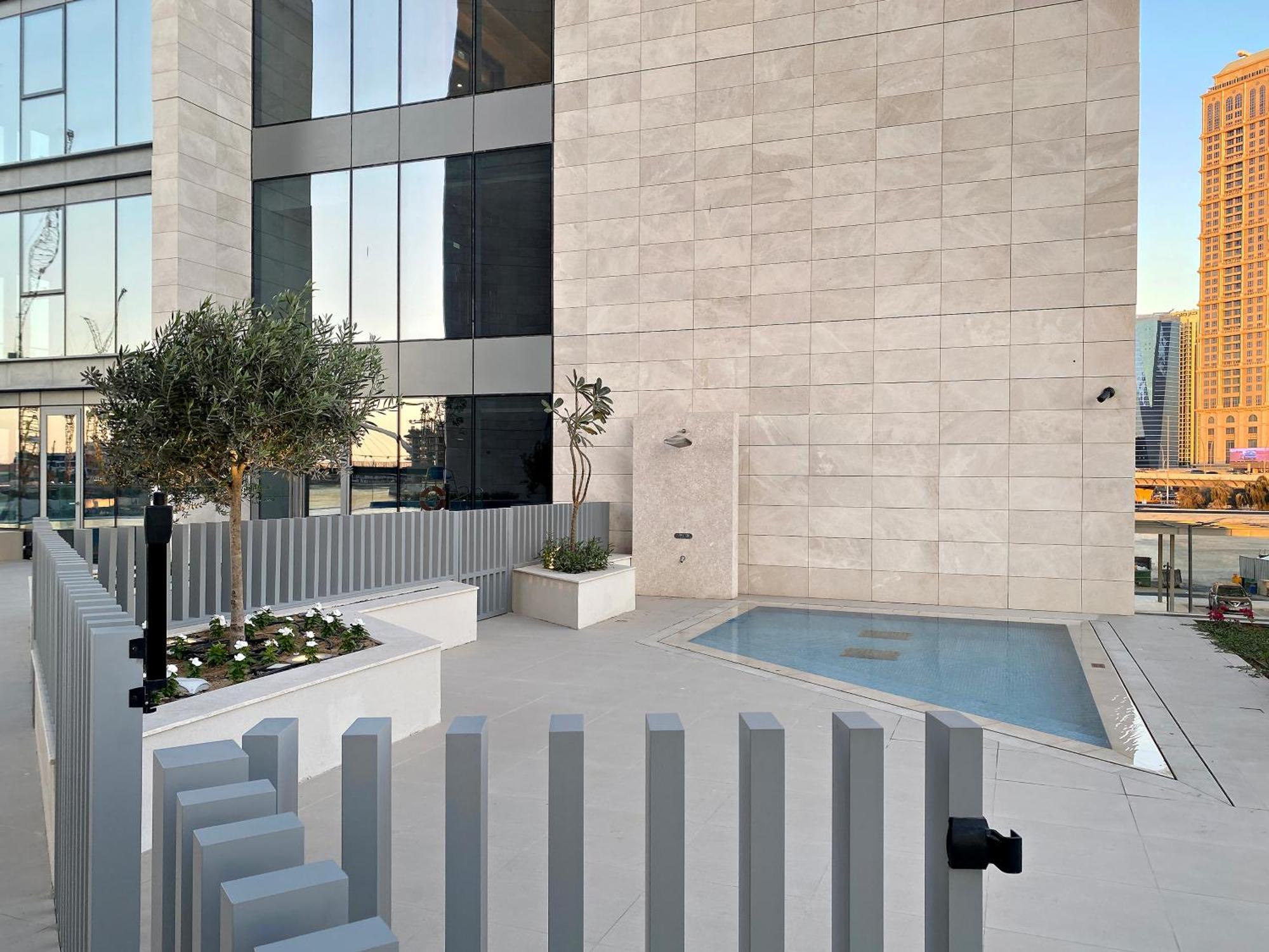 2br Canal Front B3, Waterfront Views Apartment Dubai